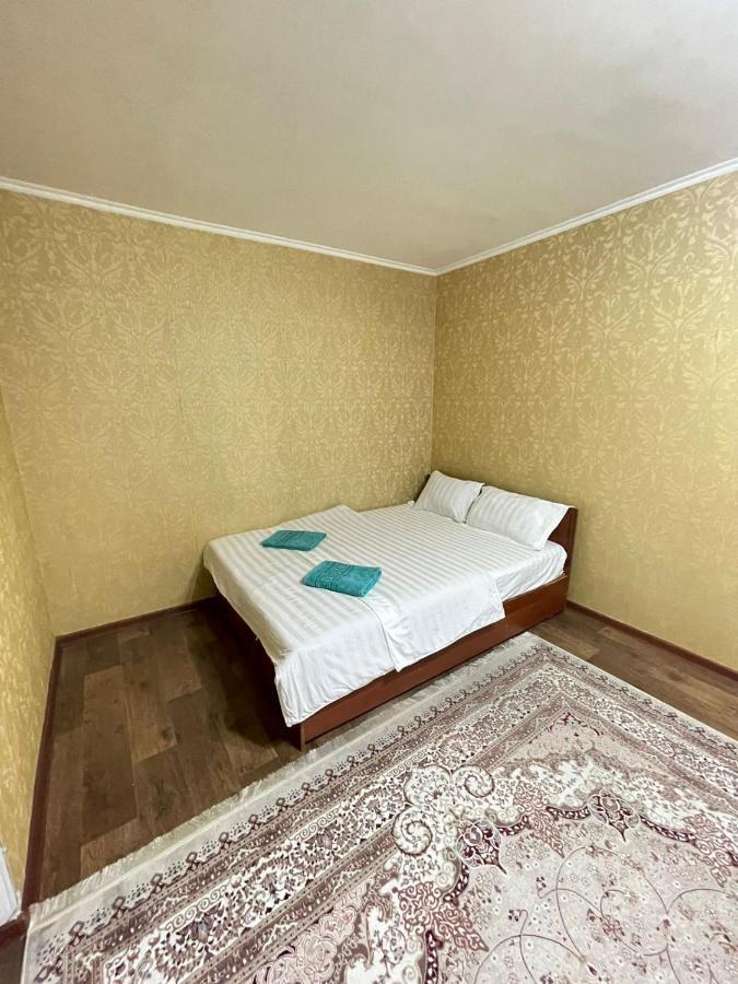 Квартира Рядом Арбата, Гоголя 92 Almaty Luaran gambar